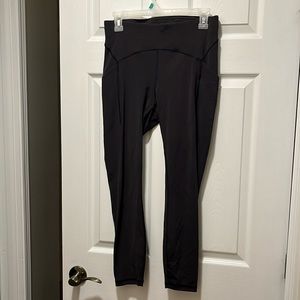 Lululemon leggings with pockets